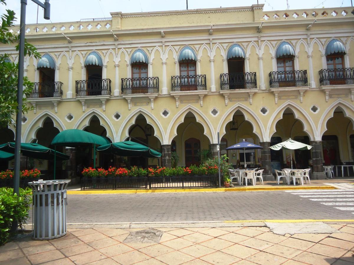 Hotel Concierge Plaza קולימה מראה חיצוני תמונה