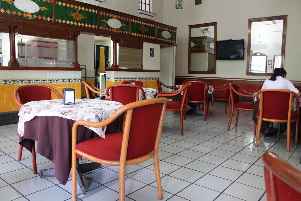 Hotel Concierge Plaza קולימה מראה חיצוני תמונה