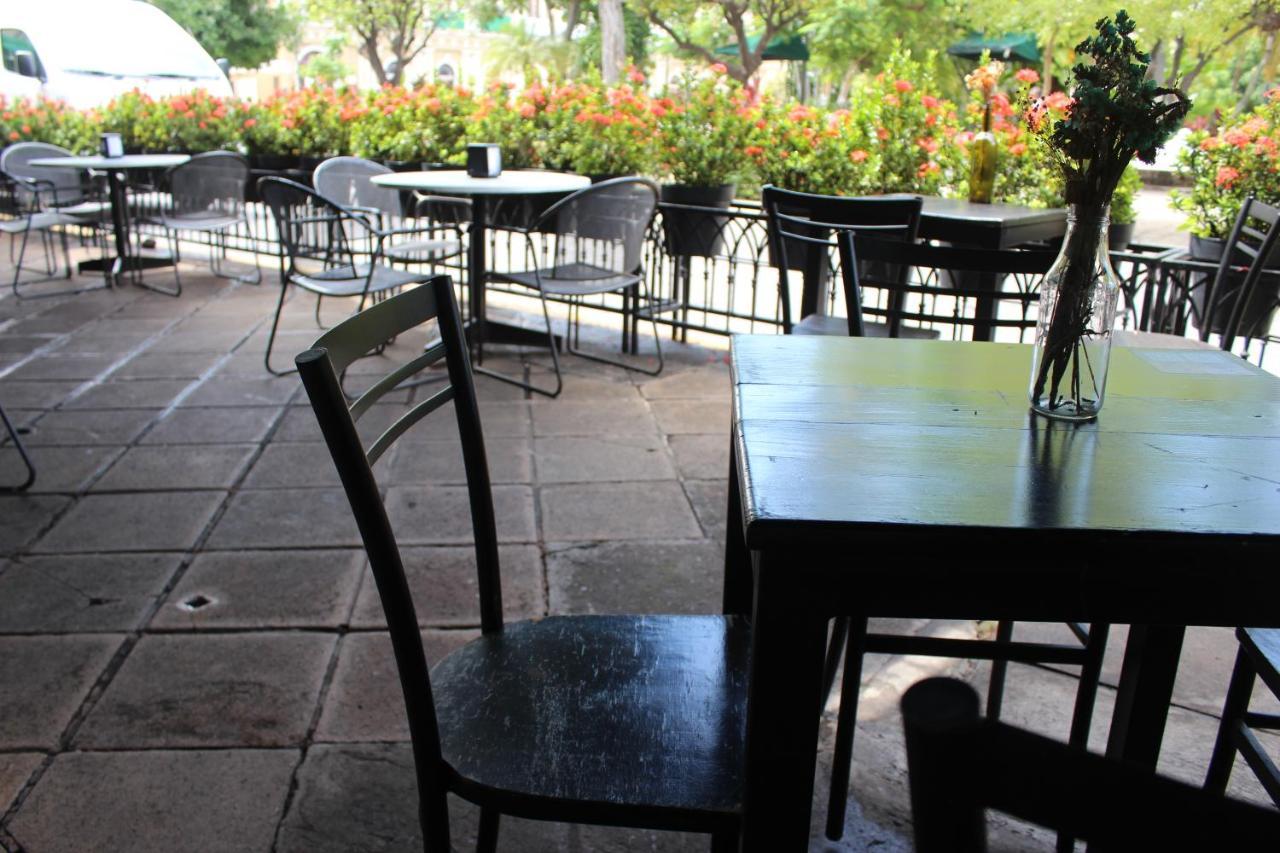 Hotel Concierge Plaza קולימה מראה חיצוני תמונה