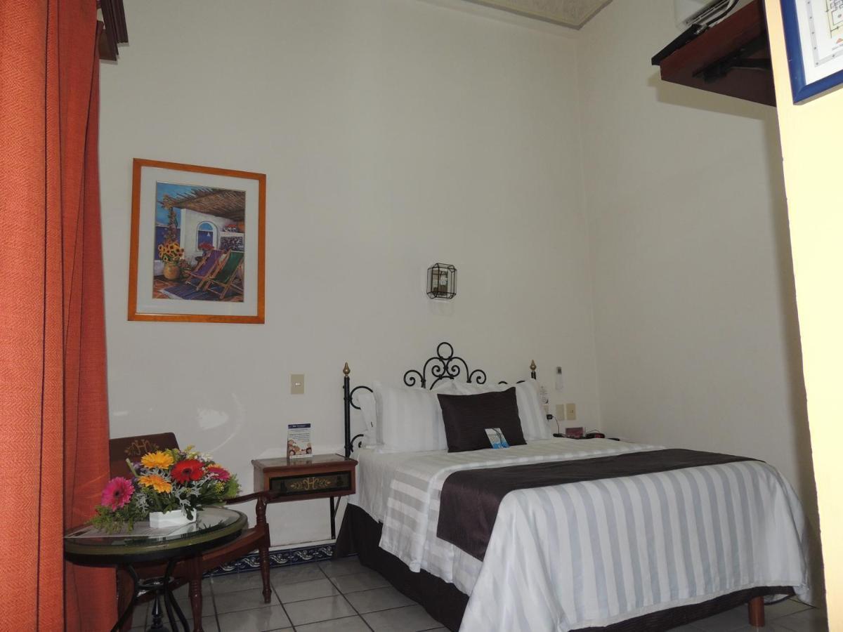 Hotel Concierge Plaza קולימה מראה חיצוני תמונה