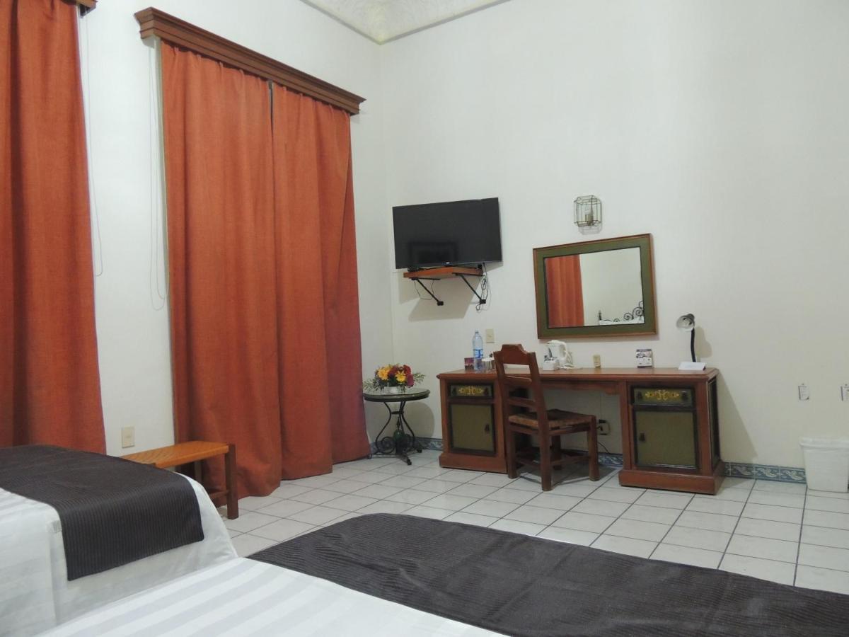 Hotel Concierge Plaza קולימה מראה חיצוני תמונה