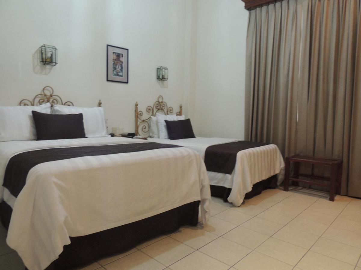 Hotel Concierge Plaza קולימה מראה חיצוני תמונה